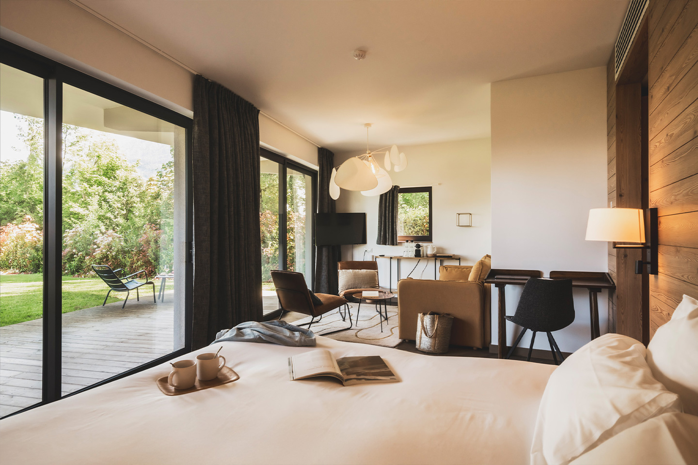 Rooms and suites, the comfort of a 4-star hotel